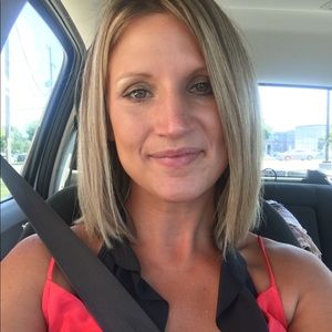 Meet your Posher, Alicia